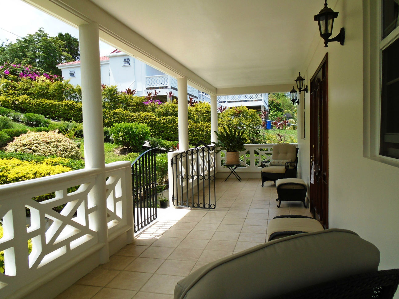 Cozy Up Your Front Porch